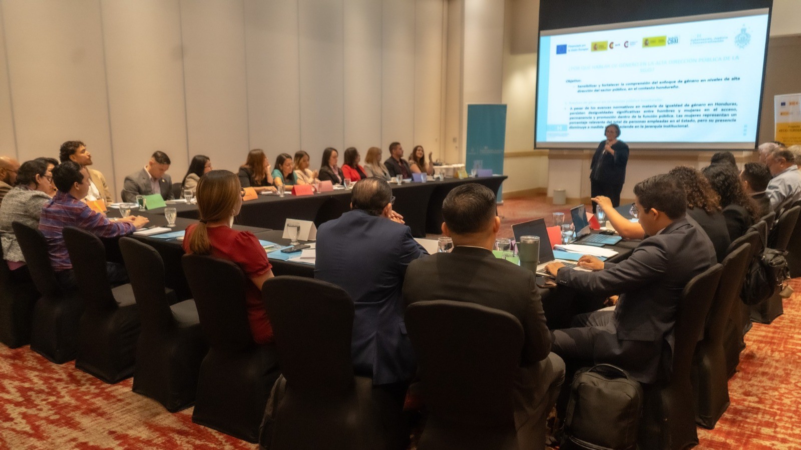 Taller “Género y Gobernanza: Liderando la Igualdad desde la Alta Gerencia” desarrollado por la SEGOB